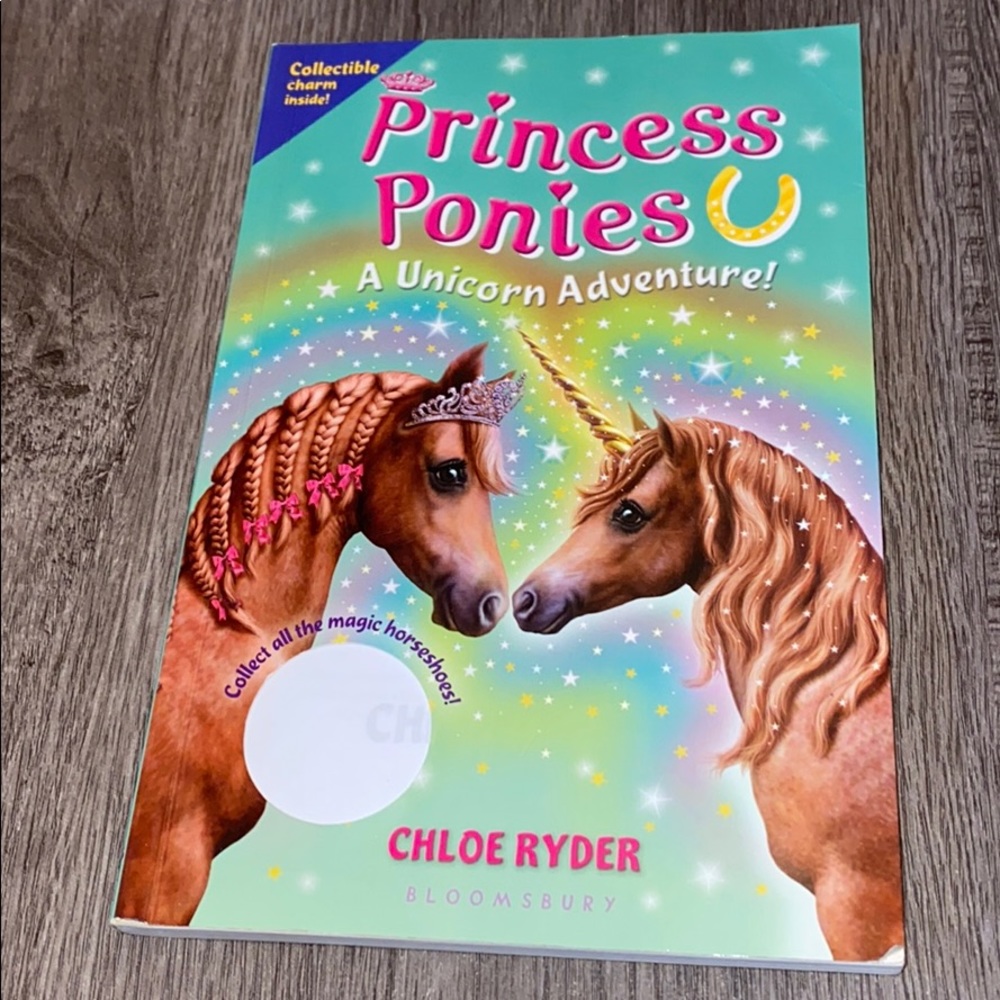 7 Chapter Books - Picture 8 of 8